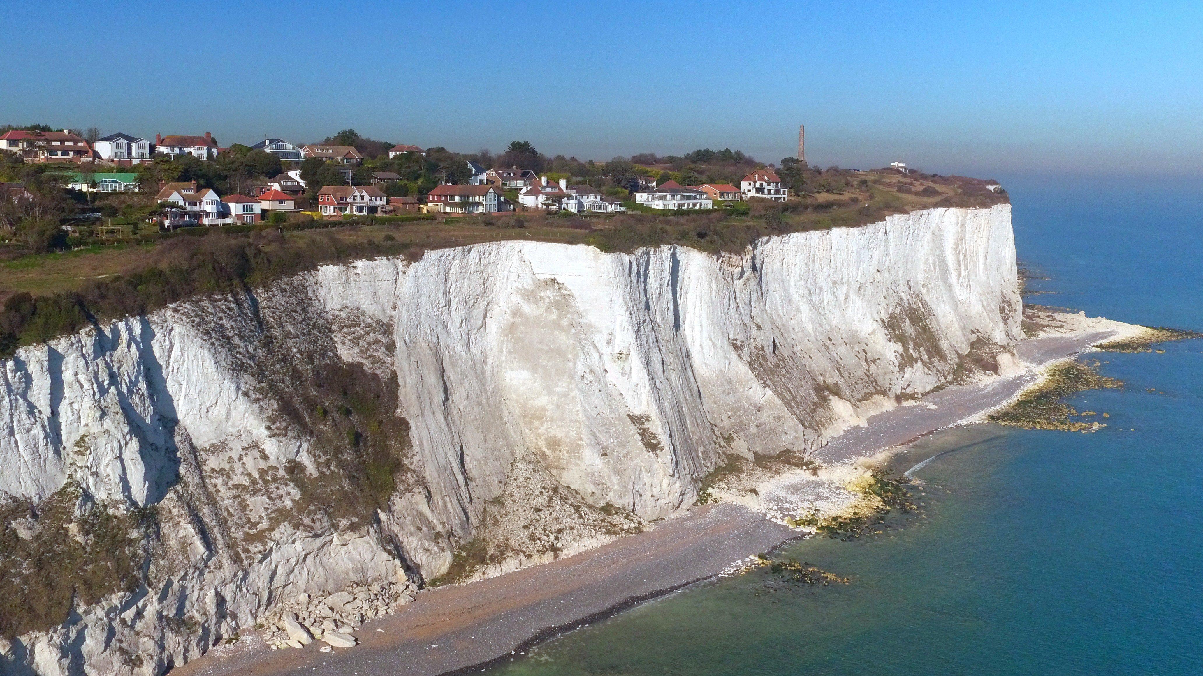 Holiday Inn Express Folkestone Channel Tunnel, An Ihg Hotel Buitenkant foto