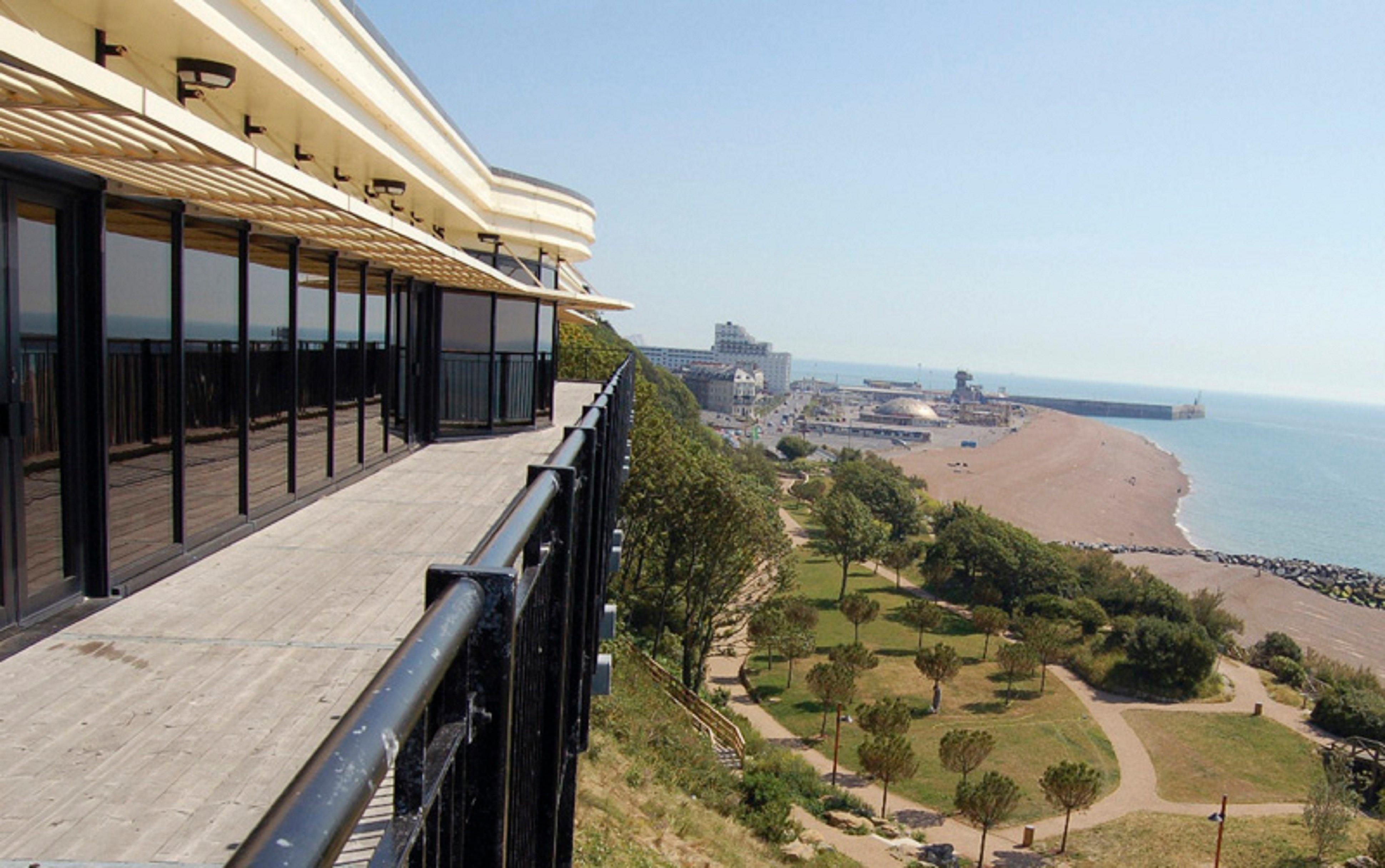 Holiday Inn Express Folkestone Channel Tunnel, An Ihg Hotel Buitenkant foto