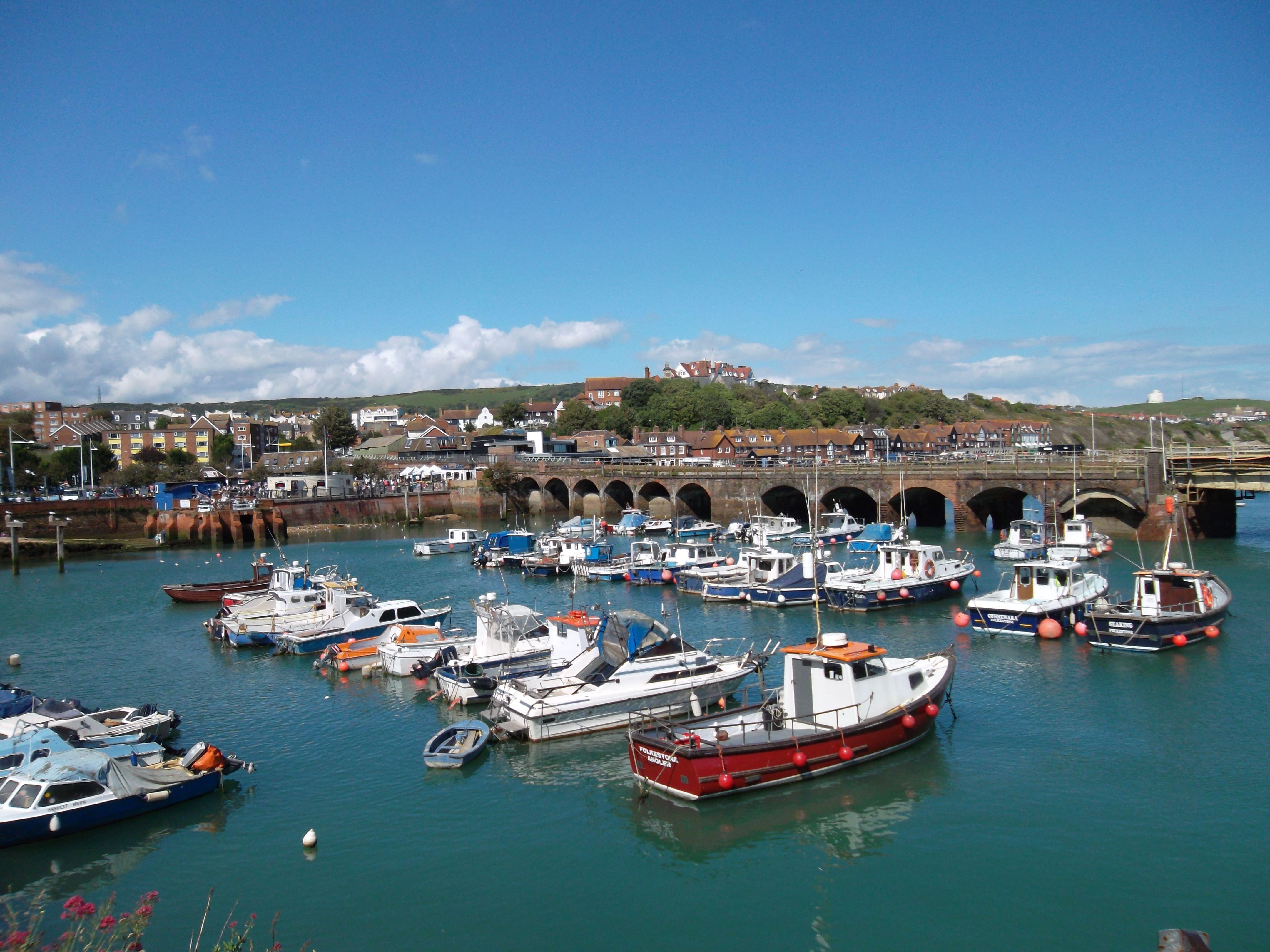 Holiday Inn Express Folkestone Channel Tunnel, An Ihg Hotel Buitenkant foto